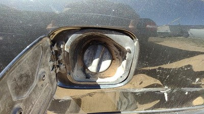 2000-2004 Buick Regal Fuel Filler Neck Assembly With Gas Cap Oem 10415088