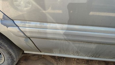 00 Venture Passenger Right Rear Moulding From Door Back Trim Strip Silver 17U