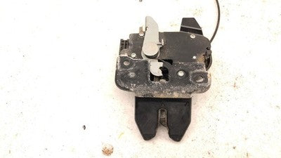 2011 Subaru Impreza Rear Trunk Latch With Cable Oem Rlease Lever Inside