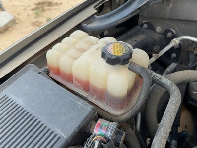 00-04 Chevy Suburban Coolant Reservoir Radiator Overflow Tank Bottle Oem 5.3L