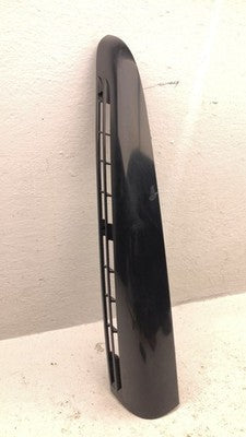 1994 Chevy Suburban Driver Left Rear Moulding On Corner Panel Oem