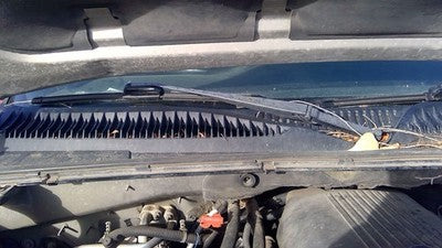 2001 2002 Chevy Tahoe Passenger Right Windshield Wiper Arm Oem Blade Lever