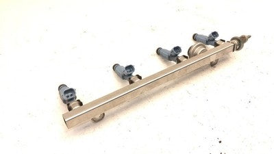 2011-2013 Kia Sorento Complete Fuel Rail With Injectors Set Loaded Oem 2.4L