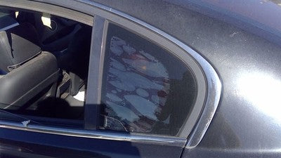 2008-2009 Pontiac G8 Driver Left Rear Vent Window Back Door Glass With Frame Oem