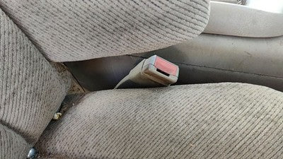 1997 Silverado 2500 Passenger Right Front Seat Belt Buckle Receiver Oem Tan 52D
