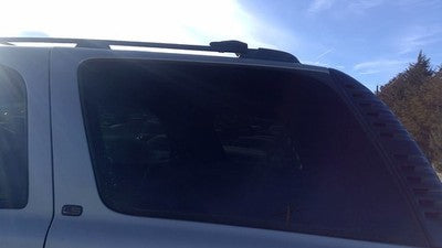 2000-2006 Chevy Tahoe Driver Left Rear Quarter Glass Back Side Window Oem