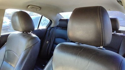 2011-2016 Chevy Cruze Pair Of Front Headrests Oem Left Right Set Seat 95972782