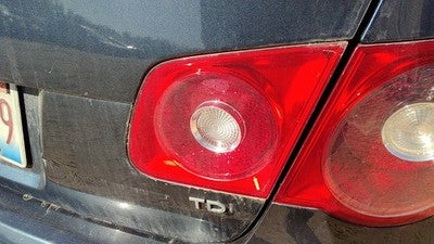 2005-07 Vw Jetta Passenger Right Inner Tail Light Brake Lamp Oem Rear 1K5945094f