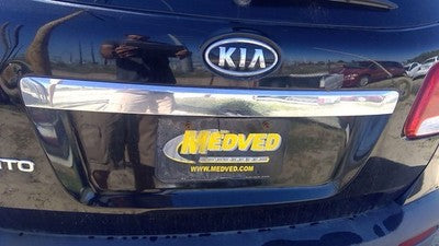 2011 Kia Sorento License Plate Trim Surround Panel Oem Tail Trunk Finish