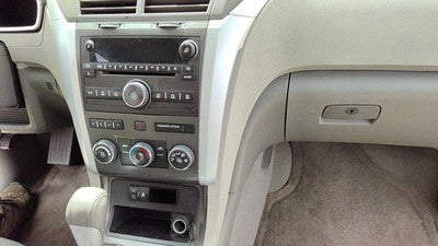2010 Chevy Traverse Trim Bezel Around Radio Surround Dash Panel Oem