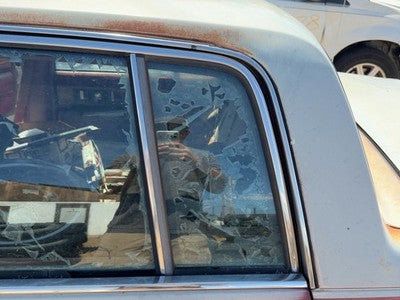 85-90 Buick Park Ave Driver Left Rear Vent Window Back Door Glass With Frame Oem