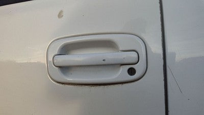 2000-2006 Chevy Suburban Driver Left Front Outside Door Handle 50U Summit White