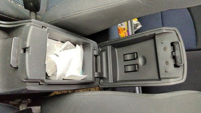 2004-2006 Mazda 3 Center Console Lid Only Oem Arm Rest Fold Down Bp5 Black