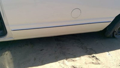 1993 Ford Van E150 Driver Left Rear Moulding On Quarter Panel Oem