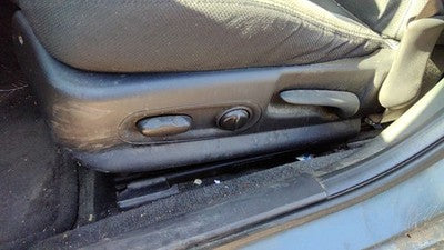 2007 Grand Prix Driver Left Side Power Seat Switch With Trim Panel Ebony 19B