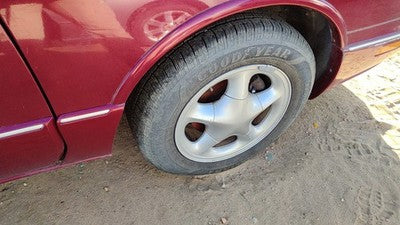 1996 Olds 88 Passenger Right Fender Flare Moulding Oem Red