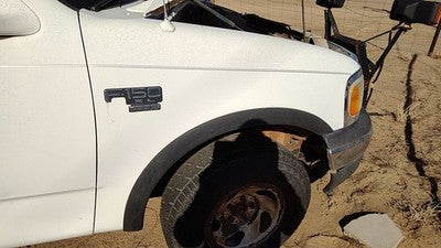 1997-2004 Ford F150 Passenger Right Front Fender Oem White Yz F85z16005ca
