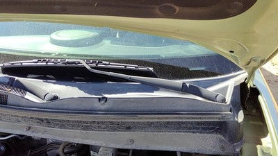 2010-2013 Kia Soul Driver Left Windshield Wiper Arm Oem Blade Lever 983102K000