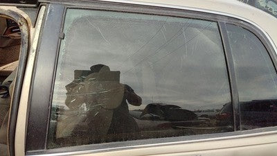 1991-1996 Buick Park Ave Driver Left Rear Side Window Door Glass Oem Back