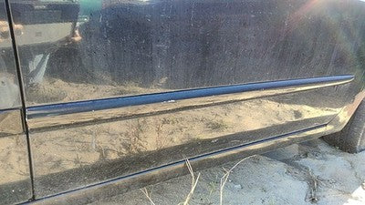 04-09 Spectra Passenger Right Front Moulding From Door Trim Strip Black 4 Door