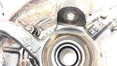 98-10 Vw Beetle Passenger Right Front Spindle Steering Knuckle With Wheel Hub