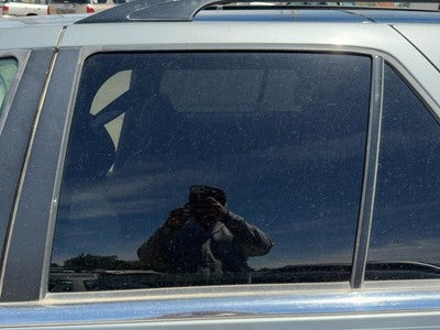 2004-2009 Cadillac Srx Driver Left Rear Side Window Door Glass Oem Back 25772080