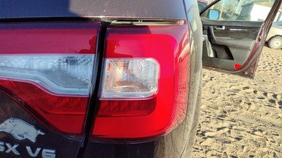 2014-2015 Kia Sorento Passenger Right Outer Led Tail Light Brake Lamp Oem Rear