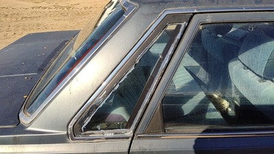 1985-1986 Toyota Camry Passenger Right Rear Quarter Glass Back Side Window Oem