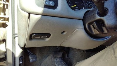 00-01 Olds Bravada Lower Dash Under Column Knee Bolster Trim Panel Pewter 922