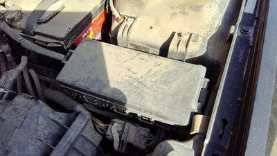 2010-2012 Ford Fusion Engine Fuse Box Power Distribution Panel Oem 2.5L