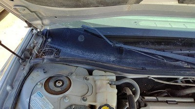 2000 Oldsmobile Intrigue Windshield Wiper Cowl Vent Trim Panel Oem Cover