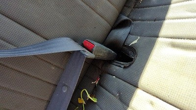 1996 Nissan Hardbody Passenger Right Front Seat Belt Buckle Receiver Oem Gray