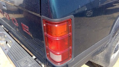 1987-1996 Dodge Dakota Passenger Right Tail Light Oem Brake Lamp Rear 55076438