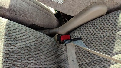 1997 Ford F150 Driver Left Front Seat Belt Buckle Receiver Oem Tan Mx