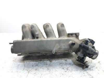 1997-2000 Ford Escort Upper Intake Manifold Assembly Plenum 2.0L Throttle Valve