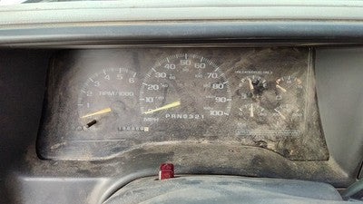 1995-99 Chevy Suburban Speedometer Cluster Instrument Gauges Panel Oem Dash
