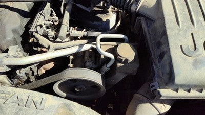 2002-2004 Jeep Grand Cherokee Power Steering Pump With Mount Bracket Oem 4.0L