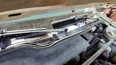 1998 Buick Lesabre Windshield Wiper Cowl Vent Trim Panel Oem Cover