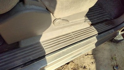 2004 Silverado 1500 Driver Left Lower Sill Step Moulding Trim Panel Extended Cab