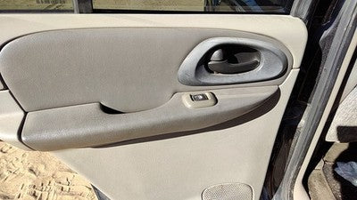 02-04 Trail Blazer Driver Left Rear Door Trim Panel With Switches Back Gray 95D