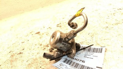 2013-2015 Chevy Malibu Engine Mounted Fuel Pump Oem 12658481