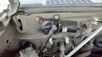 2001-2004 Nissan Xterra Windshield Wiper Motor Oem 288109Z400