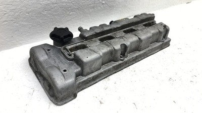 1997 Suzuki Sidekick Valve Cover Oem 1.8L