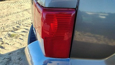 2004 2005 Mitsubishi Endeavor Passenger Right Tail Light Brake Lamp Oem Rear