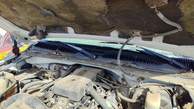 1999 Chevy Silverado 1500 Windshield Wiper Cowl Vent Trim Panel Oem Cover
