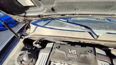 2005 Hyundai Xg350 Windshield Wiper Cowl Vent Trim Panel Oem Cover