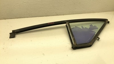 84-96 Cherokee Xj Passenger Right Front Vent Window Small Door Glass With Frame