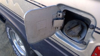 1989 Chevy G20 Van Fuel Tank Door With Hinge Gas Lid Oem Filler