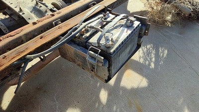 1996 Isuzu Npr Complete Battery Box Mount Tray With Hold Down Oem 4Bd2 3.9L