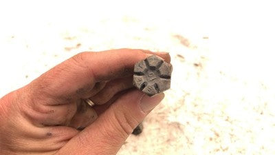 1999-2002 Ford F350 Super Duty AXLE TO HUB BOLTS Hardware Fact Rear Wheel Hub